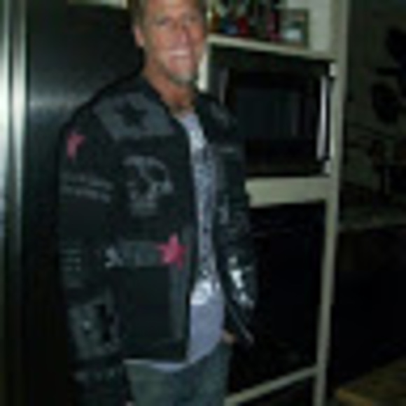 Meet your Posher, Eric - Picture 1 of 1